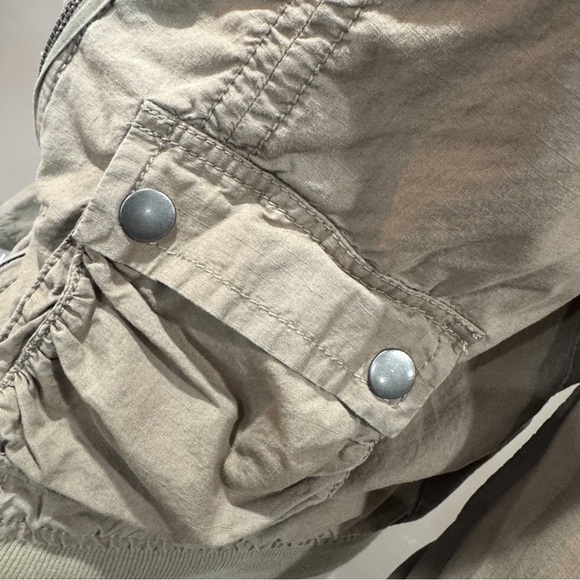 Old navy light weight utility jacket ❤️ - Picture 7 of 9